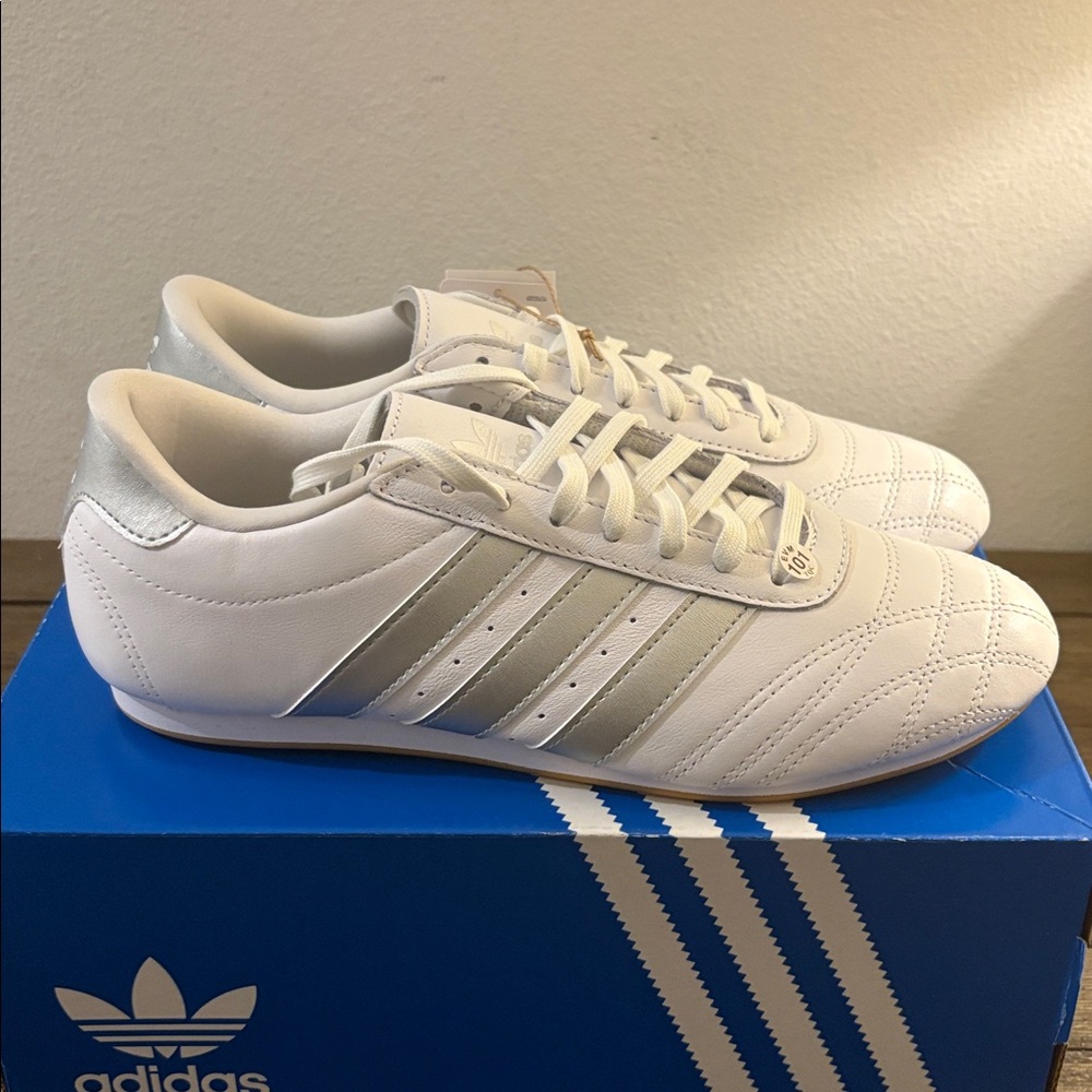 NIB [Adidas] Taekwondo Lace Athletic Sneakers White/Silver Women’s 9.5 / M 8.5 - Picture 8 of 14